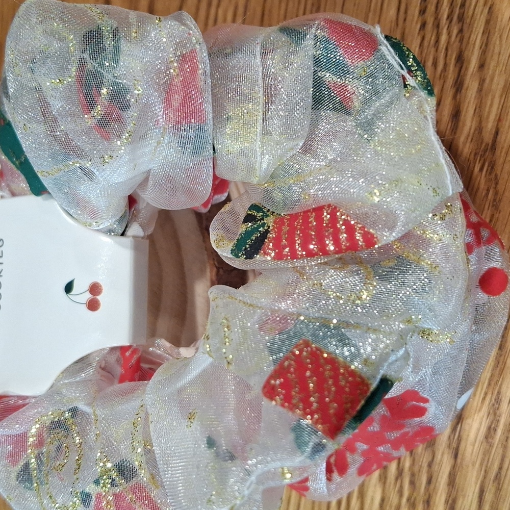 Chistmas Scrunchie Set - Picture 3 of 3